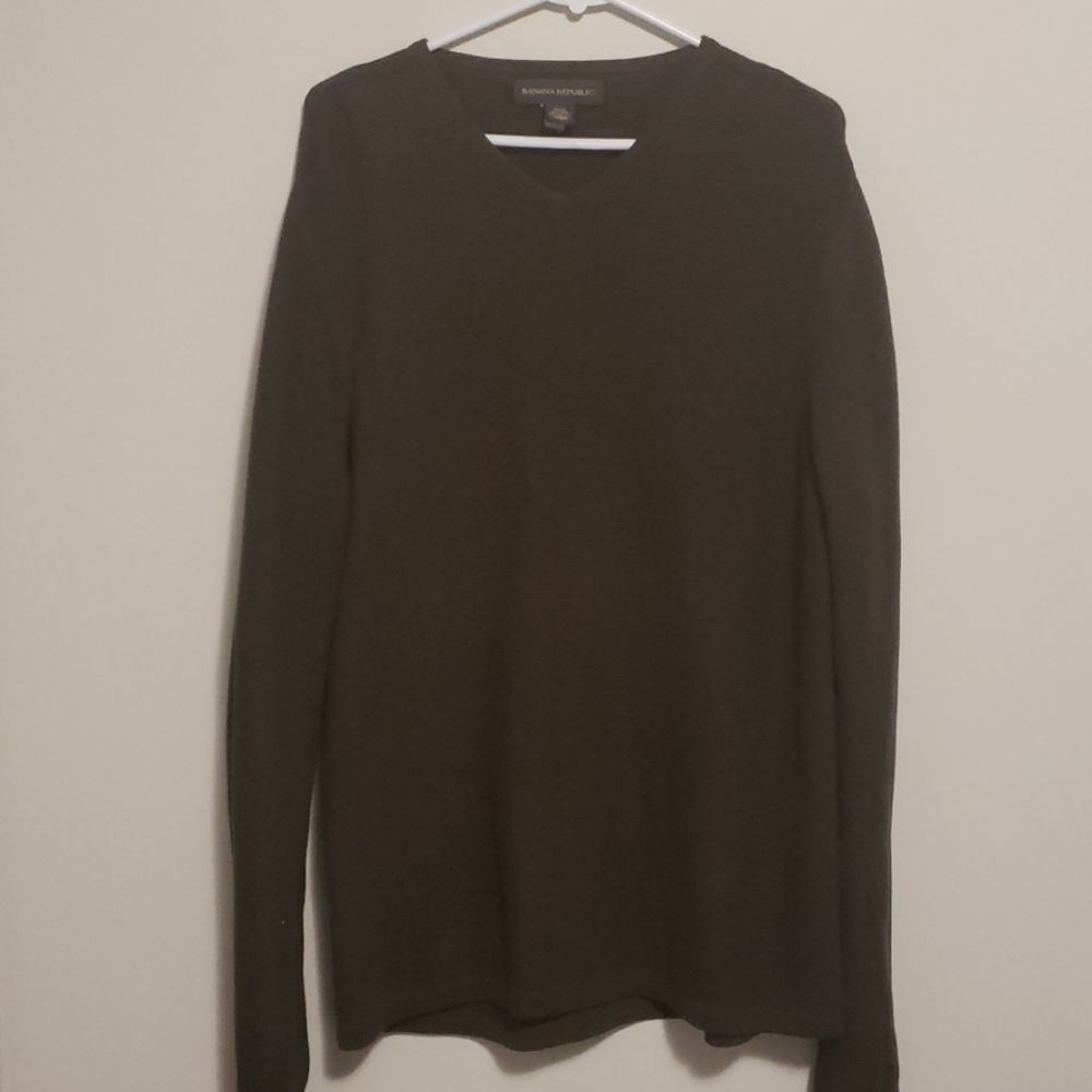 Banana Republic Men's V Neck Sweater in Dark Brown